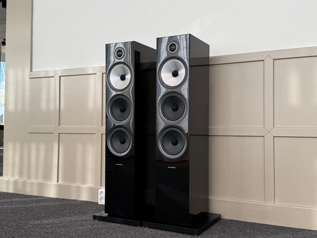B&W 703 S2, Audio, Tv en Foto, Luidsprekers, Ophalen of Verzenden, Zo goed als nieuw, Bowers & Wilkins (B&W), /