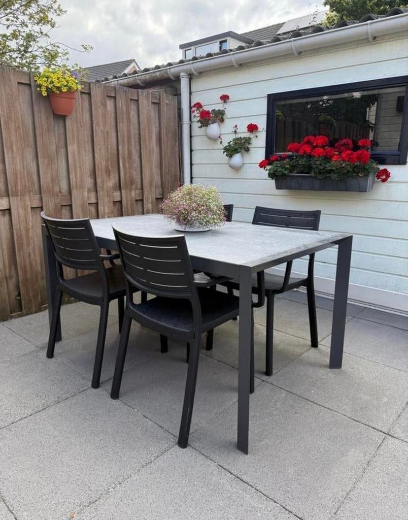 Tuinset: tafel met 4 stoelen, Tuin en Terras, Ophalen, Gebruikt, Rechthoekig, Metaal