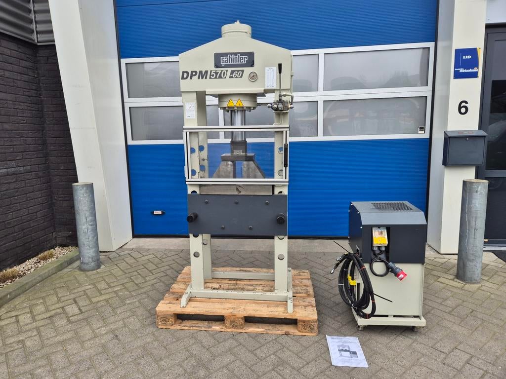 SAHINLER 60 TON Werkplaatspers Elekt. Hydraulisch Nieuwstaat, Gebruikt, Info@bolkmachinehandel.nl, Turkije, Ophalen of Verzenden