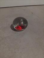 Glazen presse-papier, rode basis met gecontroleerde bubbels, Antiek en Kunst, Antiek | Glas en Kristal, Ophalen of Verzenden