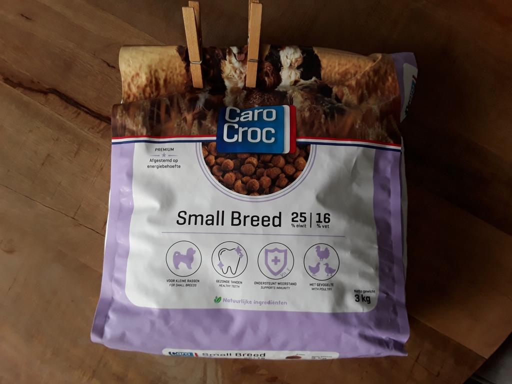 Honden brokken Caro Croc, Ophalen