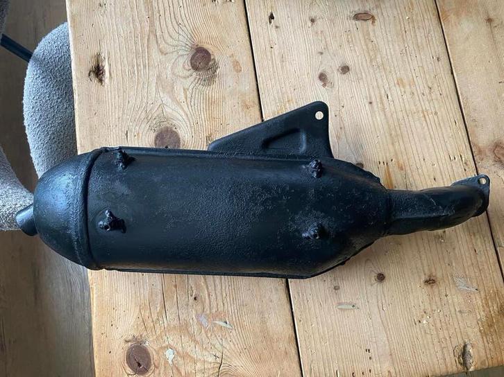 Sm06 uitlaat, Fietsen en Brommers, Brommeronderdelen | Algemeen, Zo goed als nieuw, Uitlaat, Ophalen of Verzenden