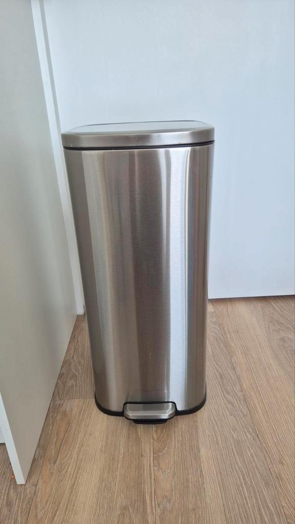 Eko zilveren 30L prullenbak, Huis en Inrichting, Woonaccessoires | Prullenbakken, Rvs, 50 tot 75 cm, 30 tot 40 liter, Ophalen of Verzenden