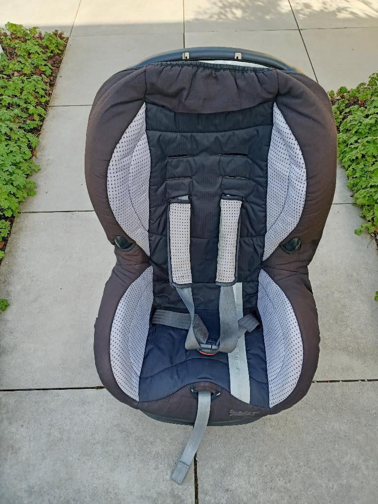 Auto kinderstoeltje, Kinderen en Baby's, Autostoeltjes, 9 t/m 18 kg, Ophalen, Overige merken, Gebruikt