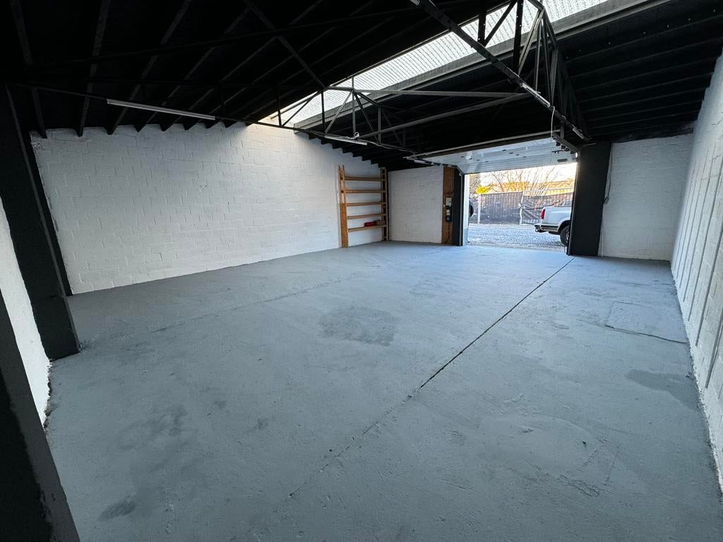 Te koop bedrijfspand / Loods 80m² - Kerkrade €79.500, Zakelijke goederen, Bedrijfs Onroerend goed, 80 m², Koop, Opslag of Loods