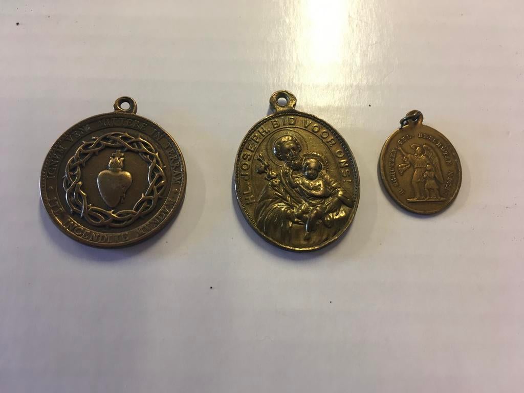 Antieke religieuze koperen penningen (3 stuks), Ophalen of Verzenden