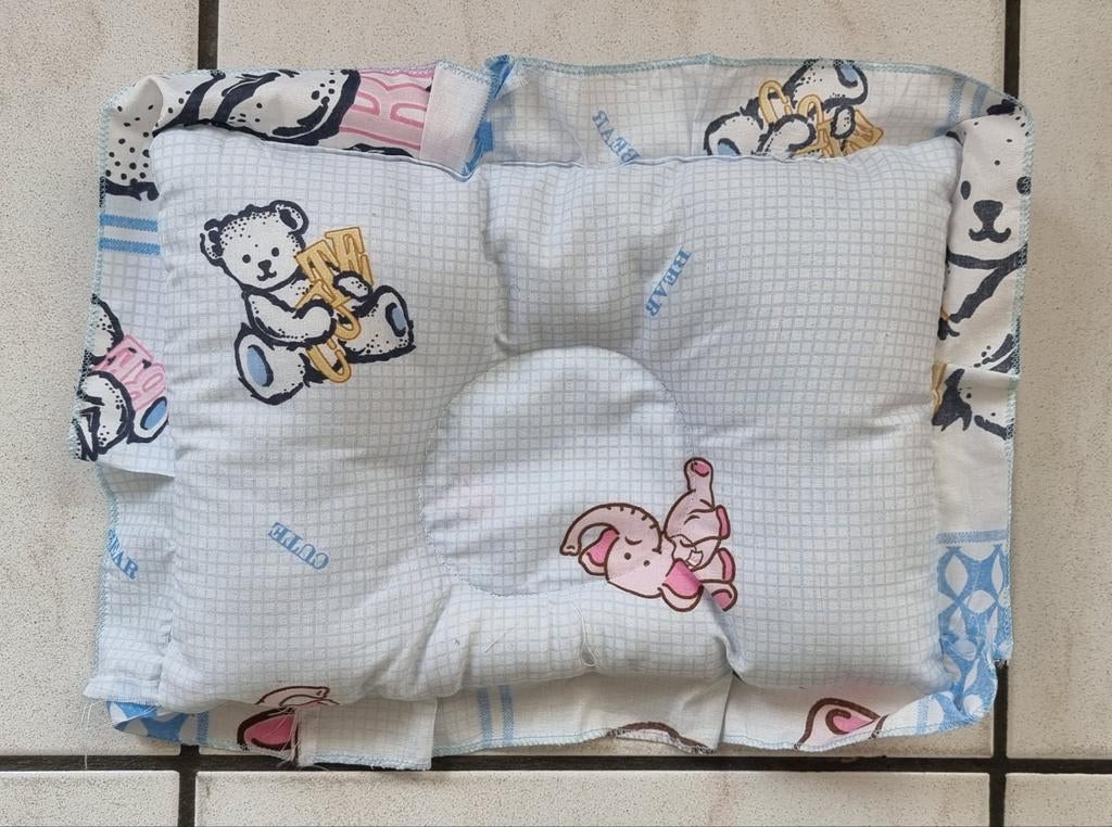 Hoofdkussen baby, mooi rond babyhoofdje dieren kussentje. Be, Kinderen en Baby's, Jongetje of Meisje, Wit, Dekbedovertrek, Ophalen of Verzenden