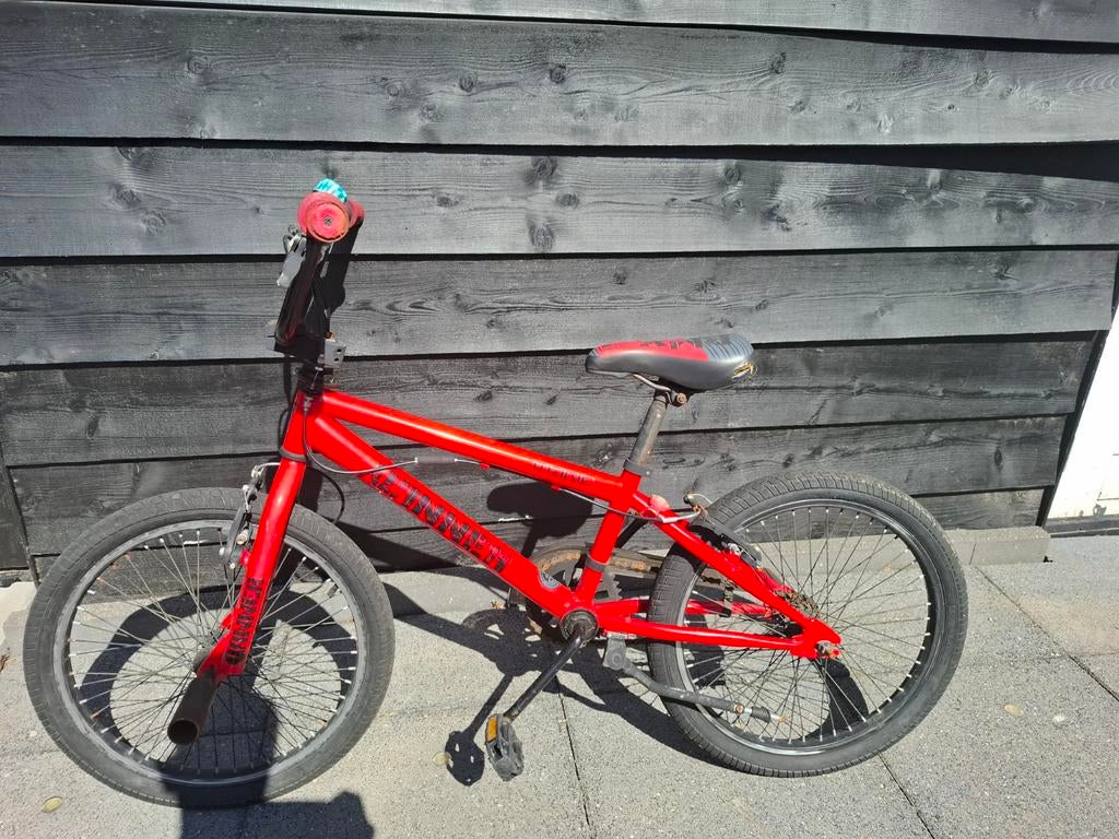 Rode BMX fiets - moet nagekeken worden, Ophalen, Gebruikt, Staal, 20 tot 24 inch