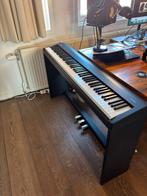 Roland FP30, Muziek en Instrumenten, Ophalen, Zo goed als nieuw, Zwart