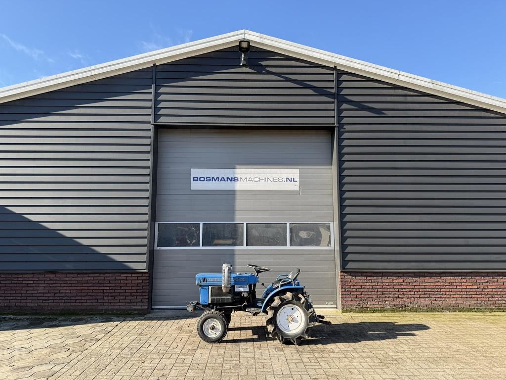iseki TX1410 2WD 14 PK minitractor, Zakelijke goederen, Agrarisch | Tractoren, Gebruikt, Overige merken, Tot 2500