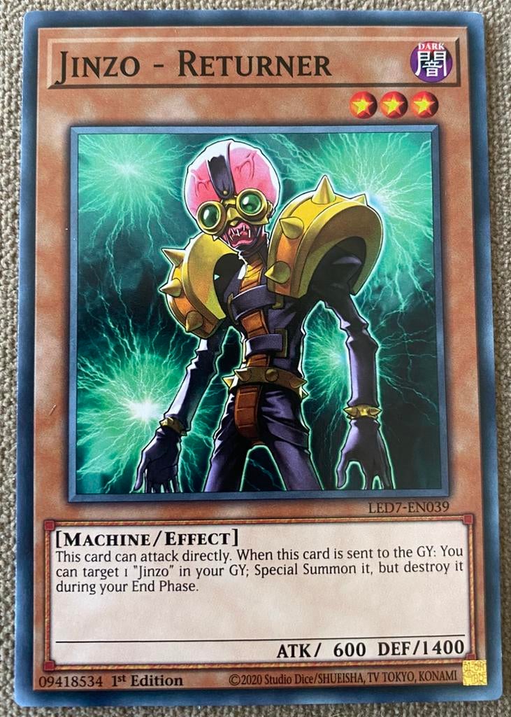 Yu-Gi-Oh! Jinzo - Returner LED7 1st Edition !, Ophalen of Verzenden, Zo goed als nieuw, Losse kaart
