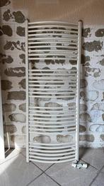 Badkamerradiator wit, Doe-het-zelf en Verbouw, Verwarming en Radiatoren, Ophalen, Gebruikt, Radiator, Minder dan 60 cm