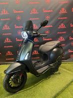 Vespa Sprint 2021 Brom! Mat Zwart / Malossi Kit / RS Zadel!, Ophalen of Verzenden, Benzine