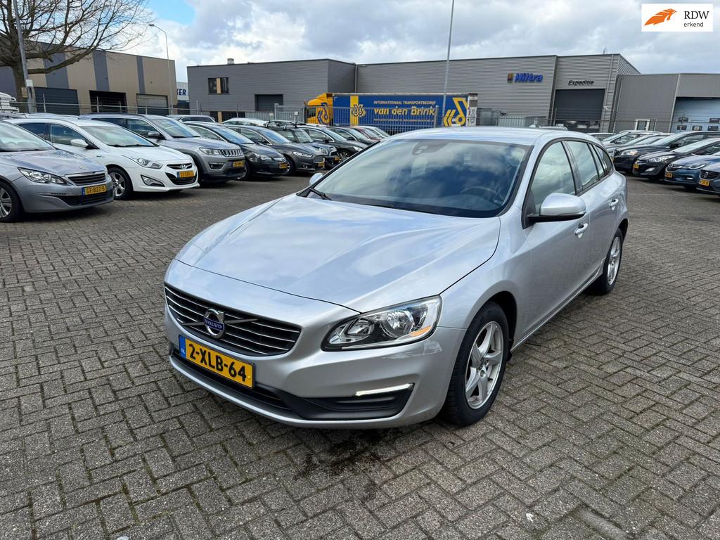 Volvo V60 2.0 D4 Kinetic, Auto's, Volvo, Voorwielaandrijving, Euro 6, 4 cilinders, Start-stop-systeem