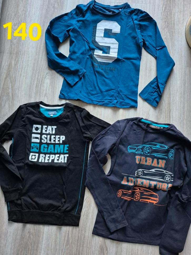 Jongens winter kleding 134-140, Kinderen en Baby's, Kinderkleding | Maat 134, Zo goed als nieuw, Jongen, Trui of Vest, Ophalen of Verzenden