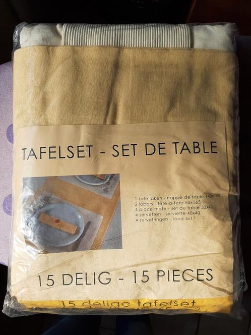 Tafelset nieuw tafellaken tafelloper servetten Pasen, Huis en Inrichting, Tafelkleden, Nieuw, Rechthoek, Binnen, Buiten, Ophalen of Verzenden