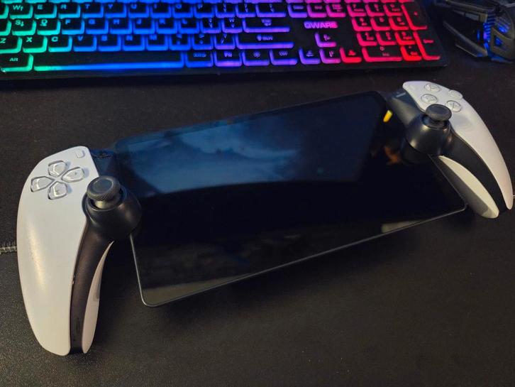 SONY PlayStation Portal Remote Player, Spelcomputers en Games, Games | Sony PlayStation Portable, Zo goed als nieuw, 1 speler