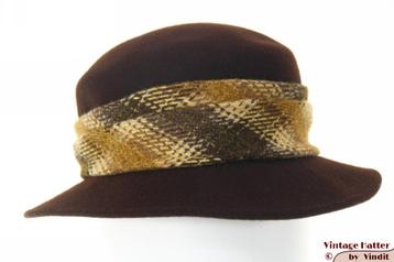 Vintage Dameshoed M-Hute bruin vilt met wollen band 56  beschikbaar voor biedingen