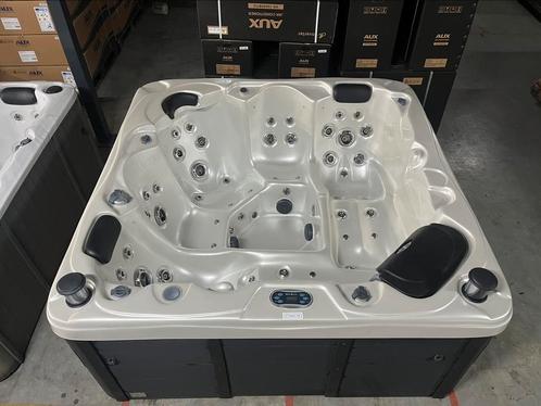 Balboa Jacuzzi 5 Persoons incl. Garantie, Tuin en Terras, Bubbelbaden en Hottubs, Zo goed als nieuw, Ophalen of Verzenden
