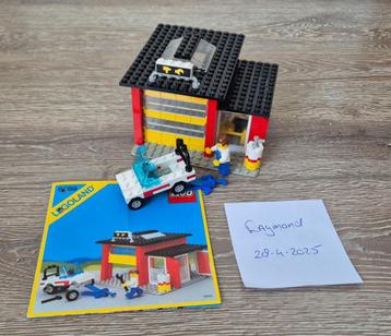 Lego Garage en Auto's beschikbaar voor biedingen