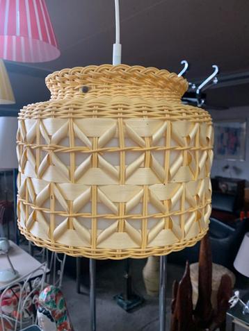 Lamp mooie vintage retro rotan rieten hanglamp jaren 60. beschikbaar voor biedingen