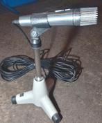TOA Electric DM 530D. Microfoon op tafelstatief. DIN stekker, Ophalen of Verzenden, Zo goed als nieuw, Studiomicrofoon