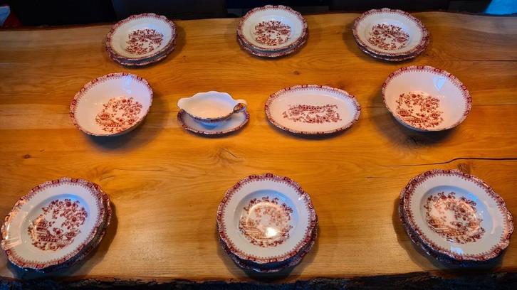 Servies Seltmann Weiden bavaria  Theresia rood, Antiek en Kunst, Antiek | Porselein, Ophalen