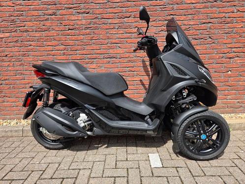 PIAGGIO MP3 300 HPE BLACK EDITION 2024, Motoren, Motoren | Piaggio, Bedrijf, Scooter, 12 t/m 35 kW