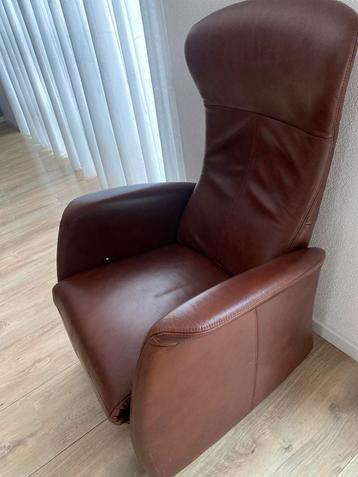 Bruin leren relaxfauteuil beschikbaar voor biedingen