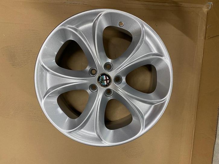 Velgen Alfa Romeo nieuw/ ex demo vanaf 50 euro, Auto-onderdelen, Banden en Velgen, Velg(en), Zomerbanden, Personenwagen, Nieuw