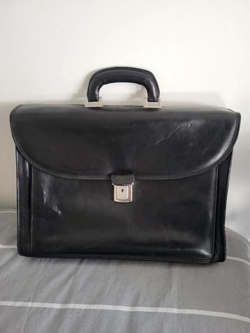 Handgemaakte aktetas/laptoptas zwart leer beschikbaar voor biedingen