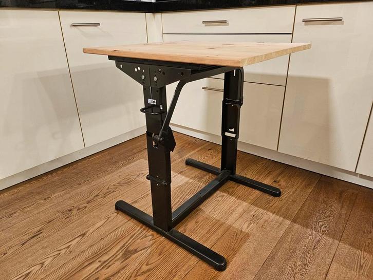 Camper/caravan onderstel hef tafel/bank (Fawo Krause), Caravans en Kamperen, Kampeermeubelen, Zo goed als nieuw, Overige, Ophalen