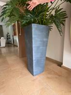 Hoge vierkante bloempot, Ophalen, Steen, 100 cm of meer, Vierkant
