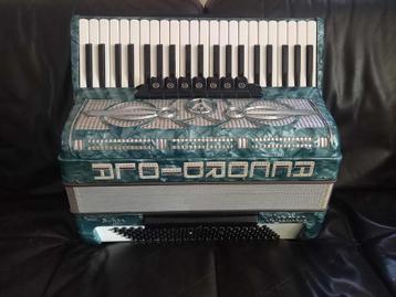 Accordiola 4 korige Super Carmen  beschikbaar voor biedingen