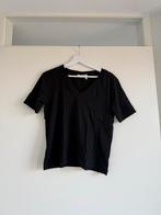 Zwart Weekday T-shirt - Maat M, Maat 38/40 (M), Zwart, Ophalen of Verzenden, Zo goed als nieuw