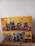 Lego 10305 Lion Knights Castle, Kinderen en Baby's, Speelgoed | Duplo en Lego, Ophalen of Verzenden, Nieuw