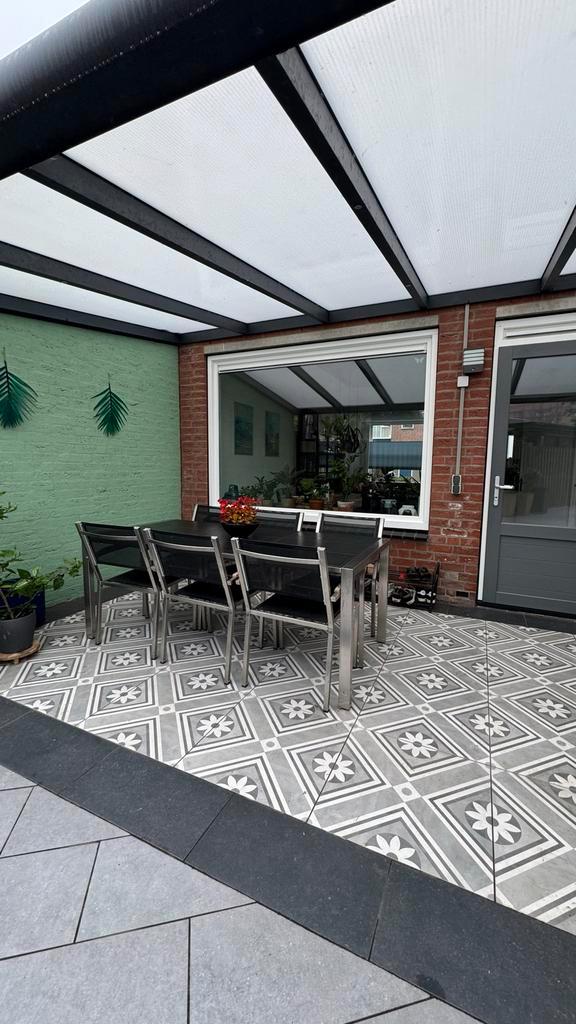 Tuintafel met stoelen van 4 Seasons, Tuin en Terras, Tuintafels, Gebruikt, Rechthoekig, Metaal, Ophalen of Verzenden