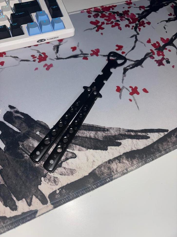 Vlindermes Bieropener, Hobby en Vrije tijd, Overige Hobby en Vrije tijd, Gebruikt, Ophalen