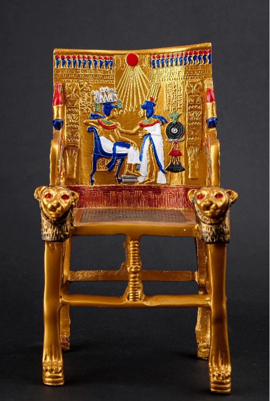 Unieke Egyptische troon uit de schatten van Toetanchamon, Ophalen
