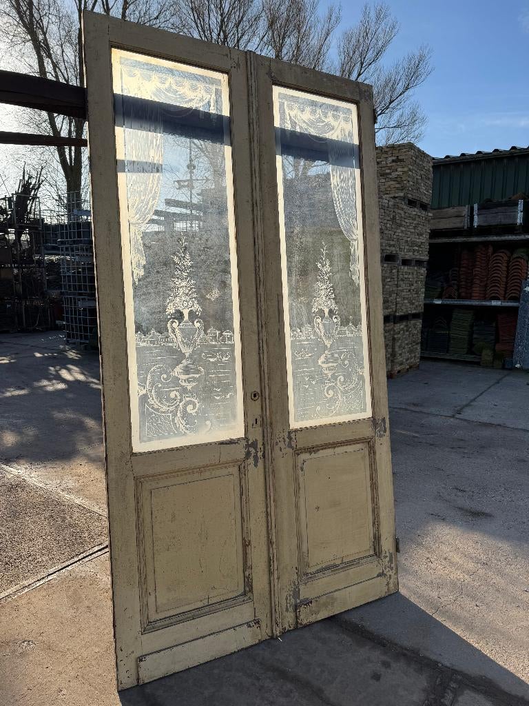 Set antieke openslaande deuren met geëtst glas 267x145cm., Ophalen
