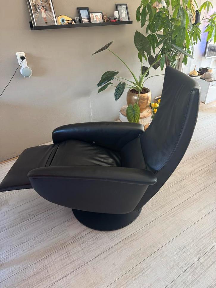 Leren Relaxfauteuil - Zwart NIET ELEKTRISCH, Huis en Inrichting, Fauteuils, Zo goed als nieuw, Leer, 75 tot 100 cm, Ophalen