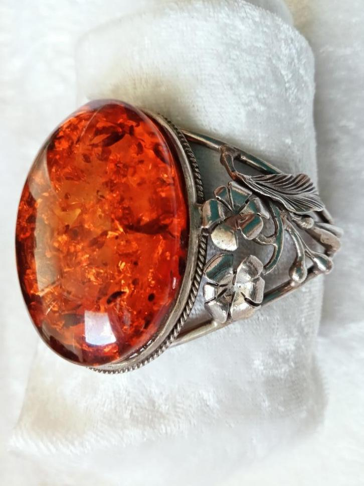 Prachtige Zilveren Armband met Grote Barnsteen bloemen aan, Sieraden, Tassen en Uiterlijk, Antieke sieraden, Armband, Zilver, Met edelsteen