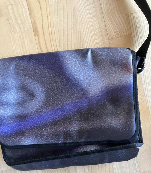 schouderdraagtas, Sieraden, Tassen en Uiterlijk, Tassen | Reistassen en Weekendtassen, Nieuw, 30 cm of meer, Verzenden