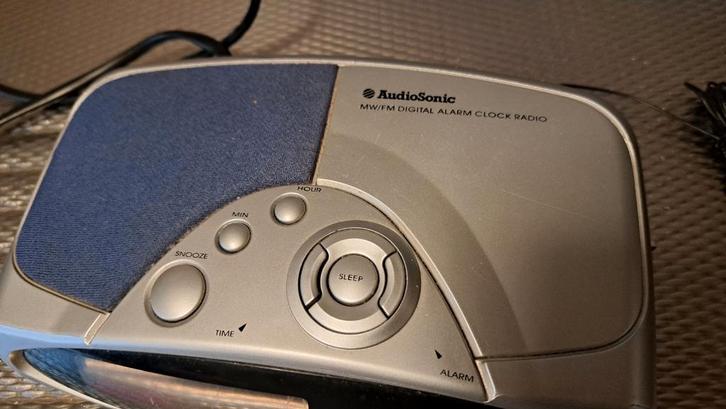Audio Sonic Klokradio - Lichtgrijs, Audio, Tv en Foto, Radio's, Zo goed als nieuw, Radio, Ophalen of Verzenden