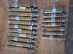 Circa 100 keilbouten te koop M8 M10 M12, Ophalen of Verzenden, Nieuw, Bouten of Moeren