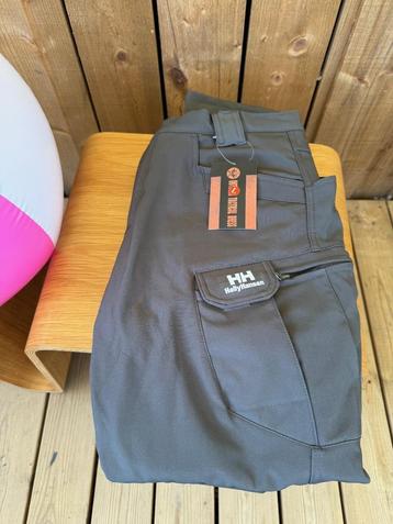 Helly Hansen Outdoorbroek heren beschikbaar voor biedingen