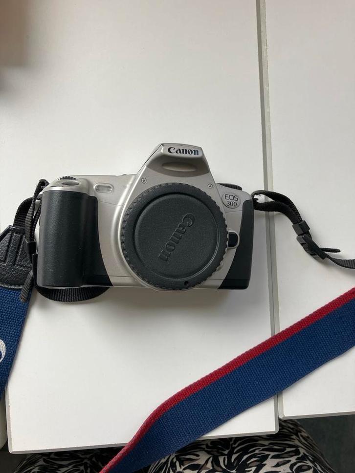 Canon EOS 300 Spiegelreflexcamera, Audio, Tv en Foto, Fotocamera's Analoog, Gebruikt, Spiegelreflex, Canon, Ophalen