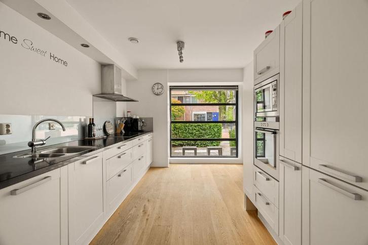 Keuken in nette staat, Huis en Inrichting, Keuken | Complete keukens, Gebruikt, Enkelwandige keuken, Wit, Ophalen