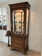 KOOPJE: RAC luxe vitrinekast met geslepen glas/verlichting, Ophalen, Met deur(en), 50 tot 100 cm, 150 tot 200 cm