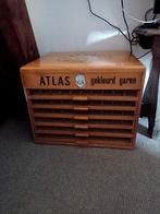 Zeer zware mooie fourniturenkast met lades voorzien van glas, Antiek en Kunst, Curiosa en Brocante, Ophalen of Verzenden